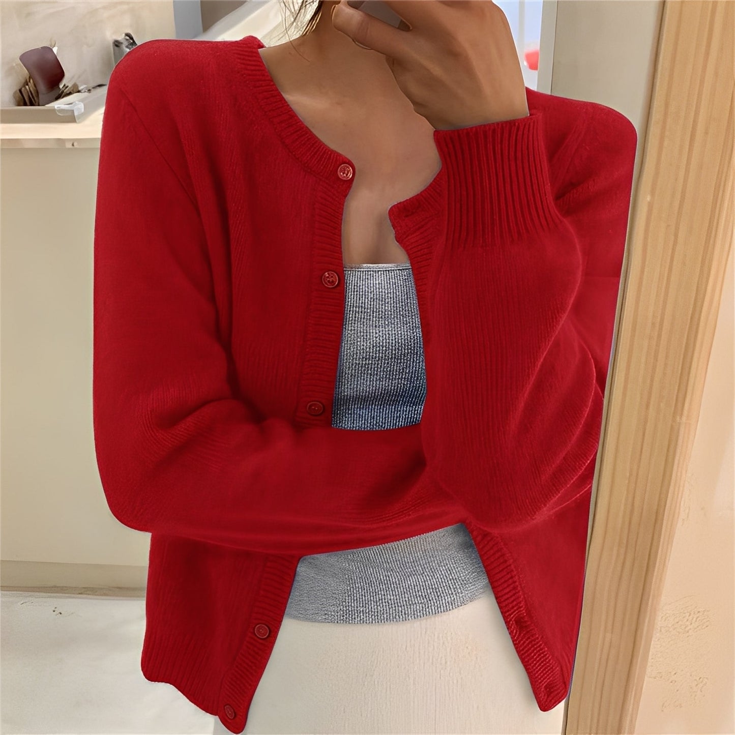 Jaqueline - Einfacher, stilvoller Damenstrickcardigan