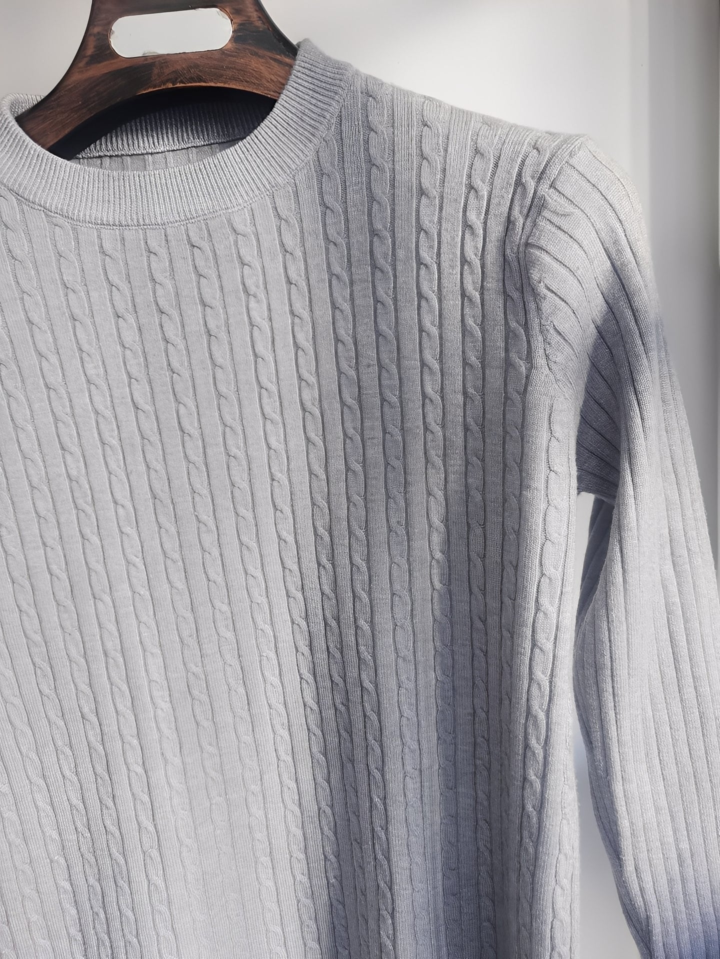 Romilly - Bequemer, eng geschnittener Herrenpullover