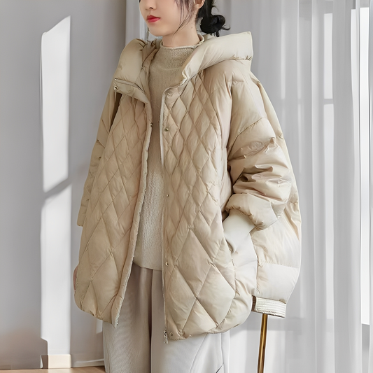 Abigail - Warme Damen-Winterjacke mit Daunen und Zipper