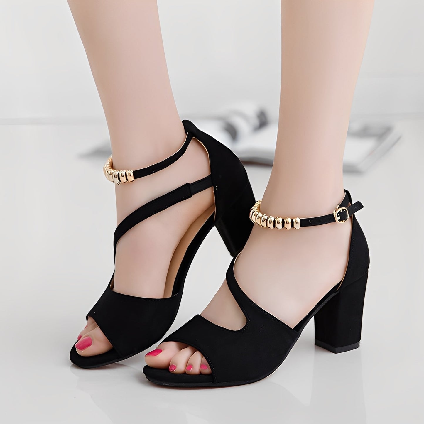 Angelica - Trendige Frauensandalen