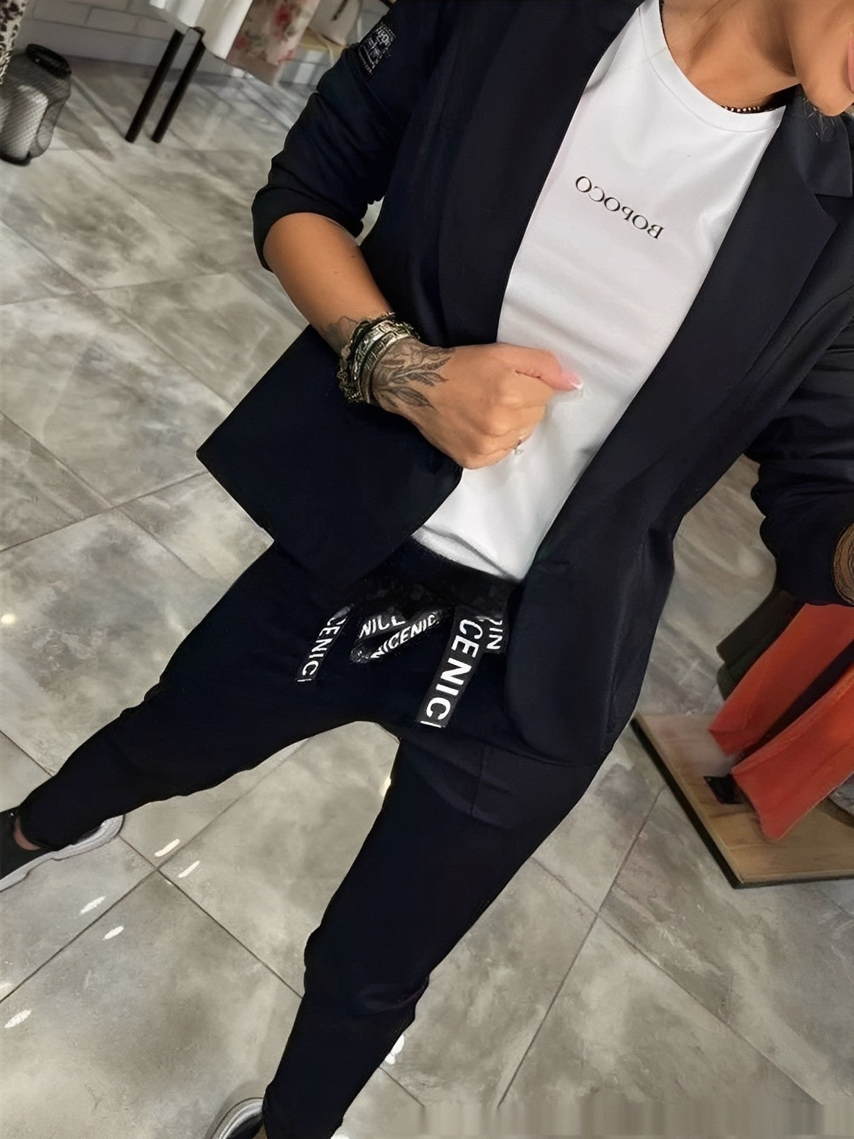 Kassandra - Schickes Outfit-Set für Frauen für den Alltag