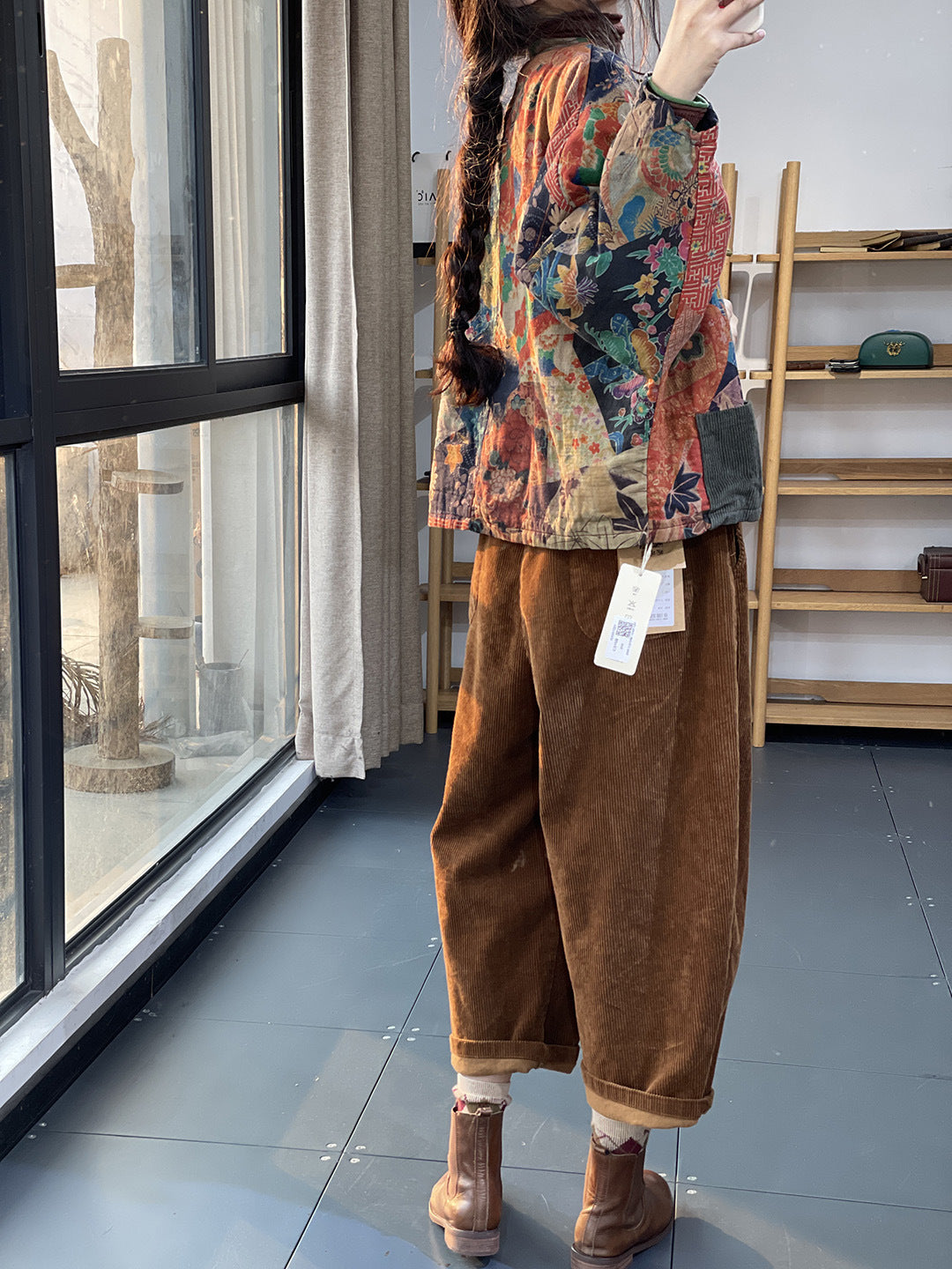 Charisse - Traditioneller Damenmantel mit Muster und Taschen