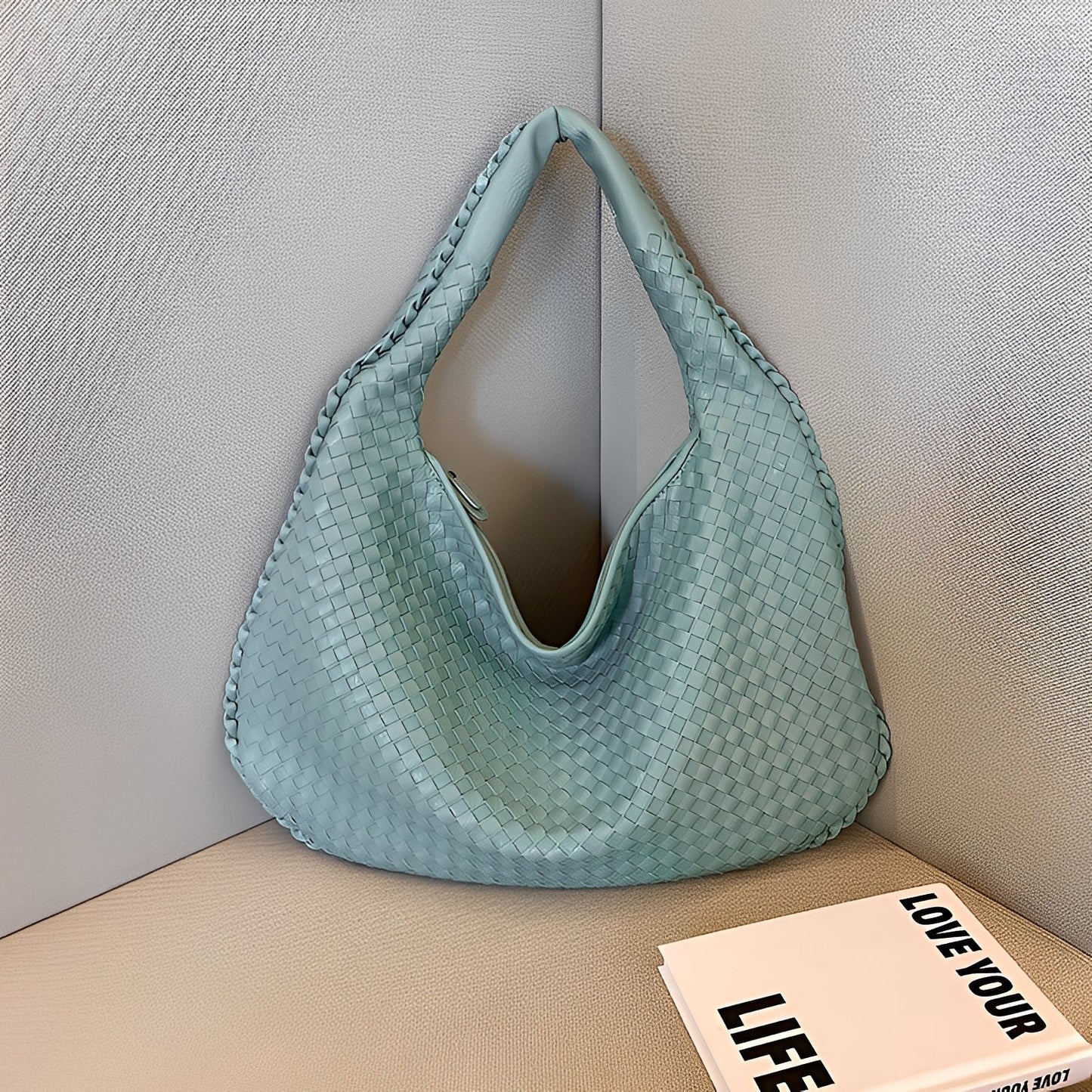 Paulina - Schicke, handgemachte Damenhandtasche