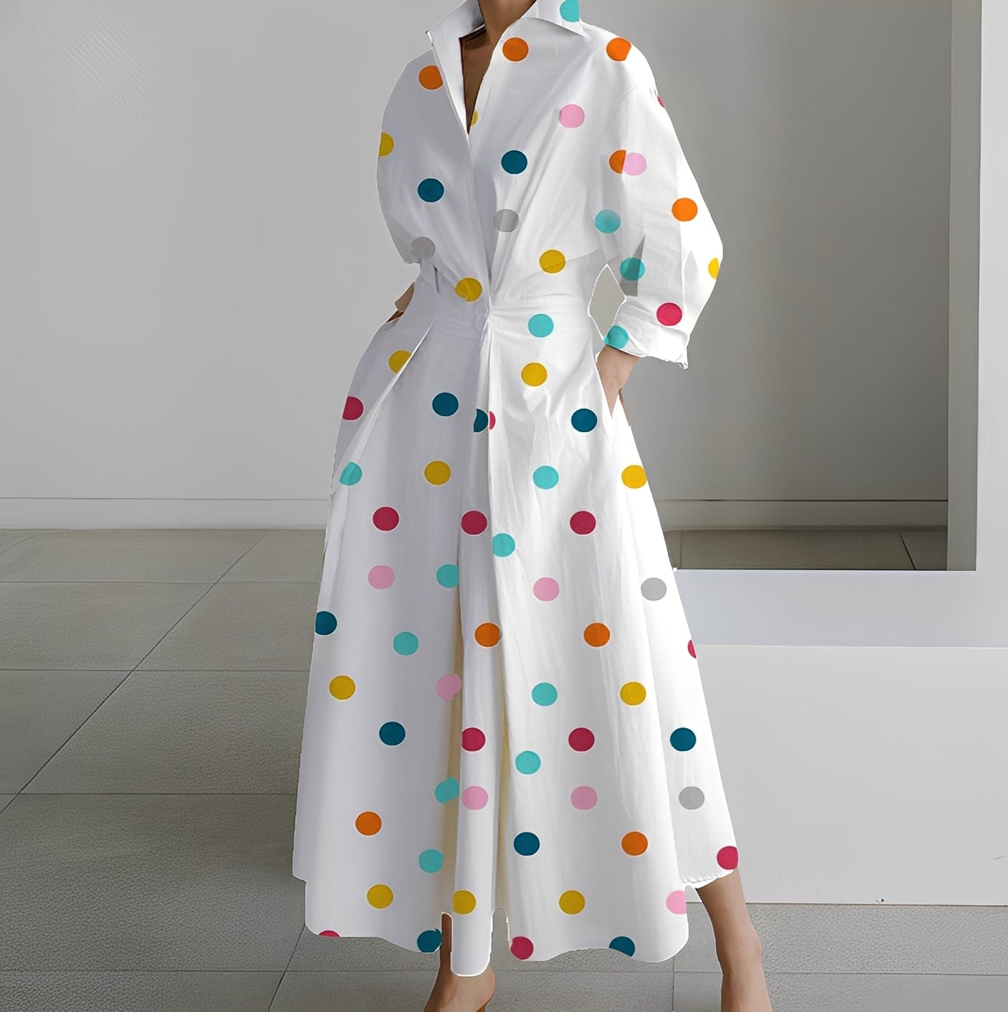 Lavina - Bequemes Frauenkleid mit langen Ärmeln und Taschen