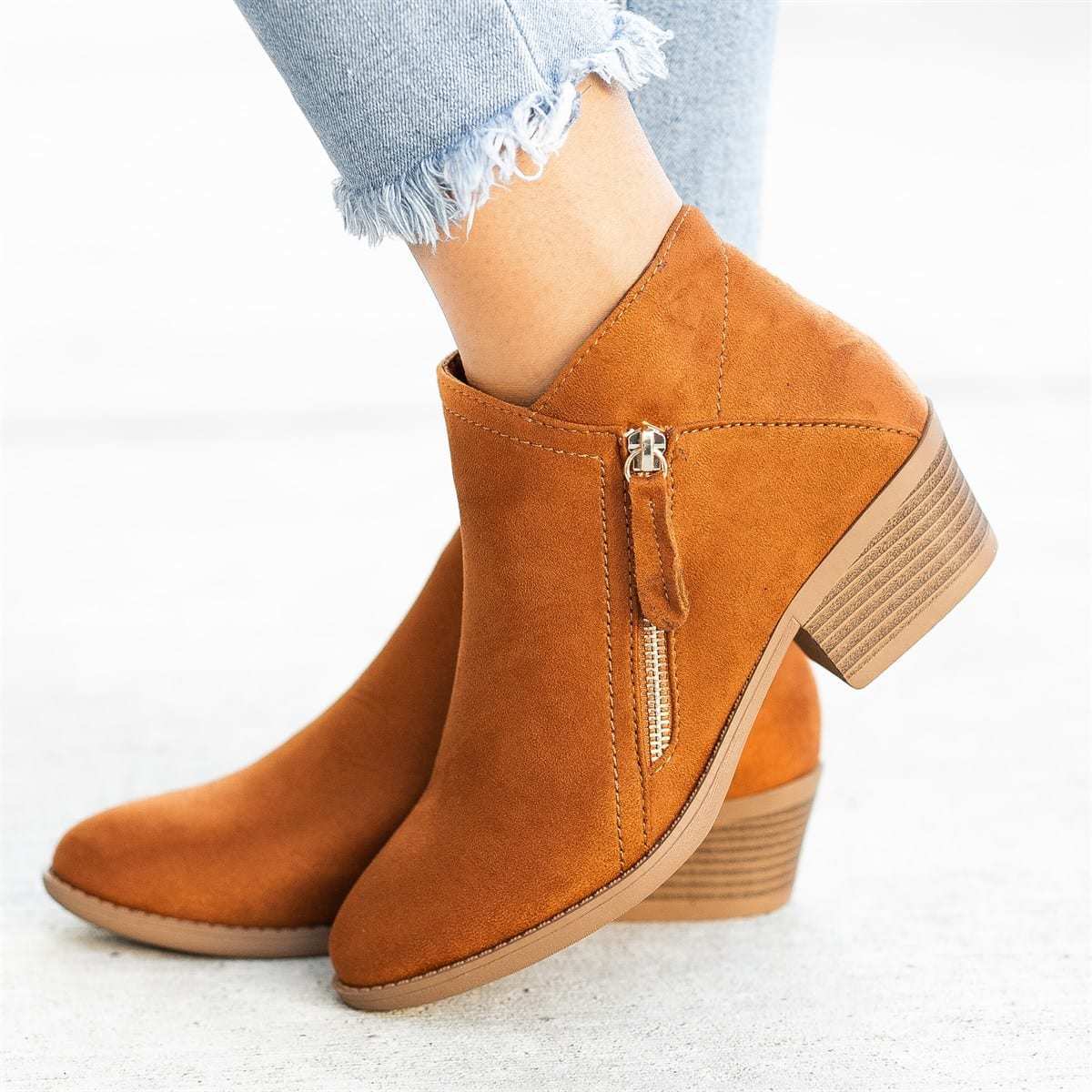 Elizabeth - Elegante Wildlederstiefel für Damen