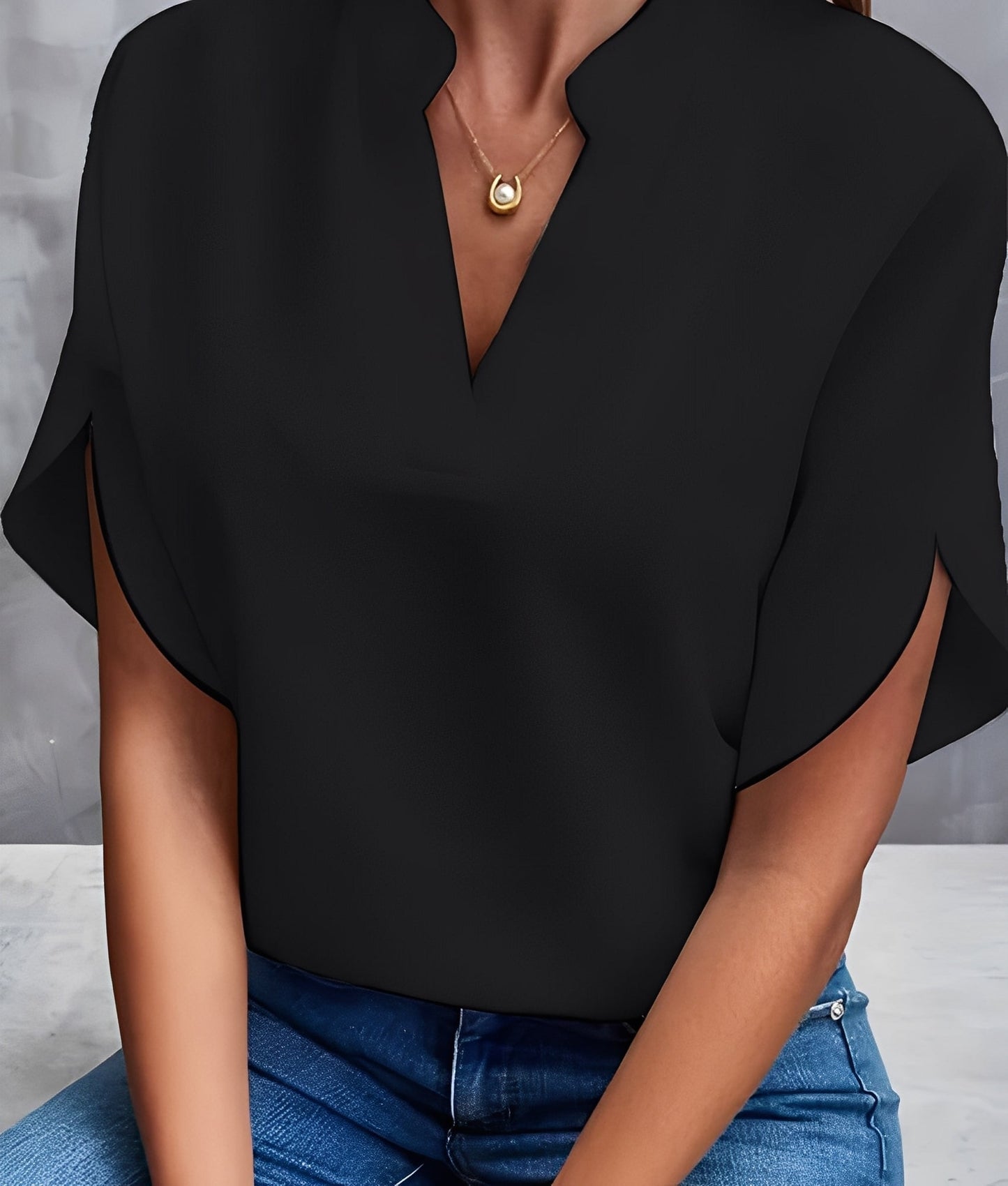 Chantelle - Damenbluse mit V-Ausschnitt