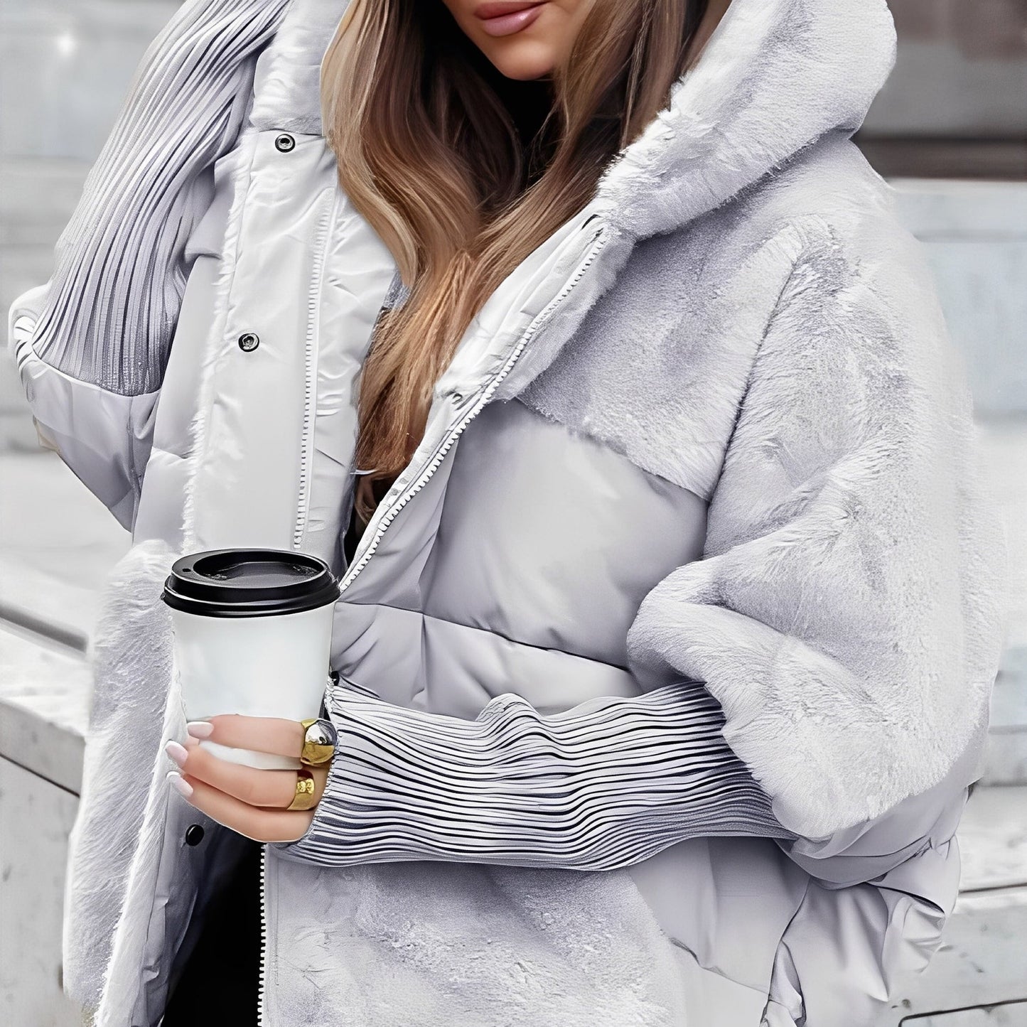 Alayna - Damenjacke mit elegantem Kunstfell