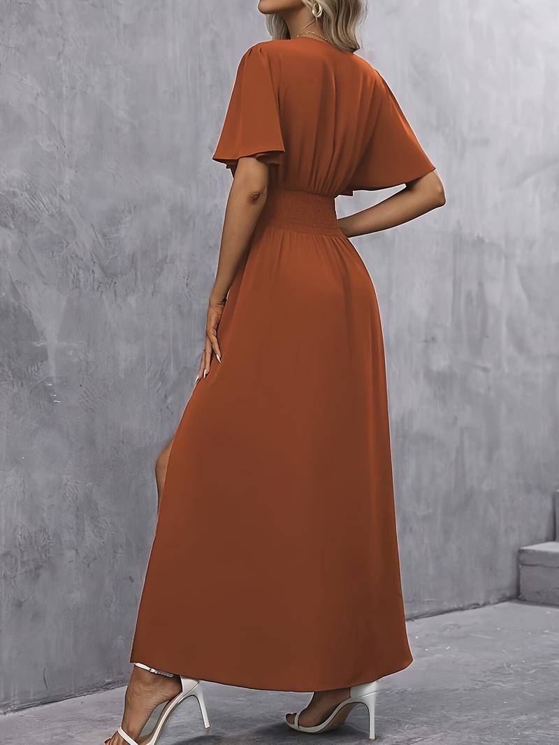 Juliette – Damenkleid mit Rüschkragen und geraffter Taille