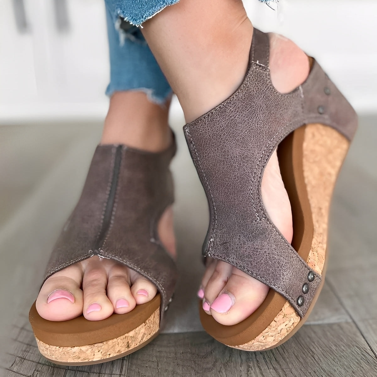 Averie - Modische Damensandalen mit dicker Sohle