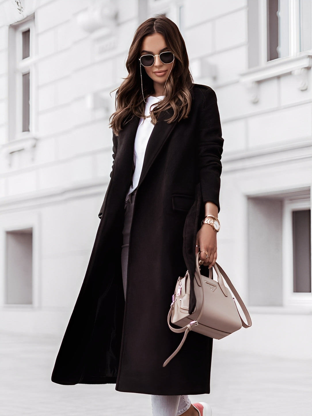 Haylie - Schöner Damenmantel aus Wolle mit Gürtel