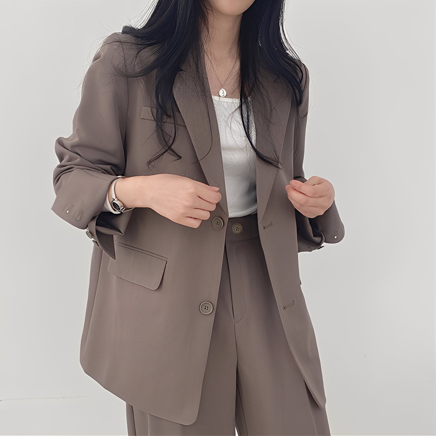 Alethea - Elegantes Set mit entspannter Jacke und Hose für Damen