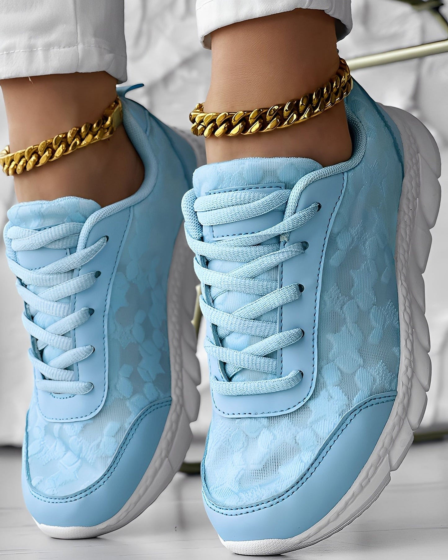 Elisabeth - Bequeme, luftige Schuhe für Damen mit Blumenmotiven