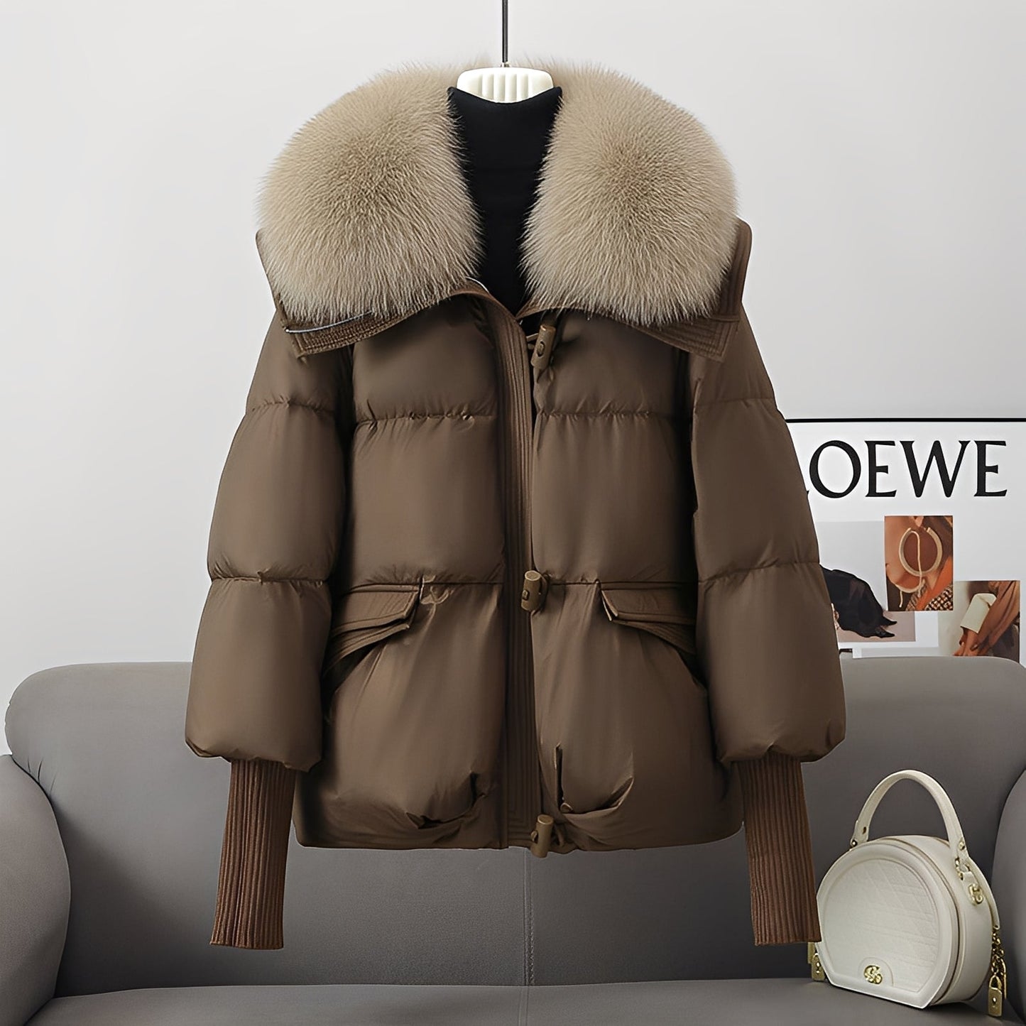 Victoria - moderne Windjacke mit Daunen und Pelzkragen für Damen