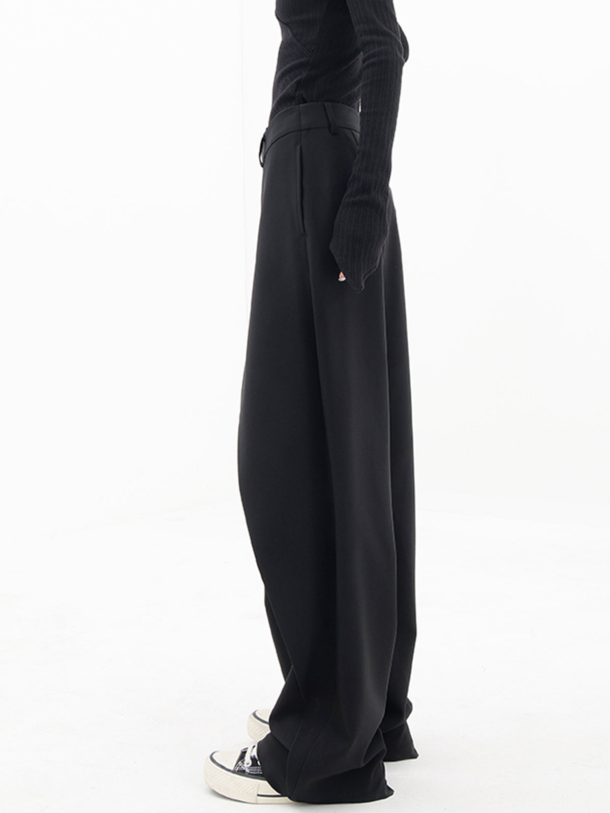 Thalia – Asymmetrische weite Hose