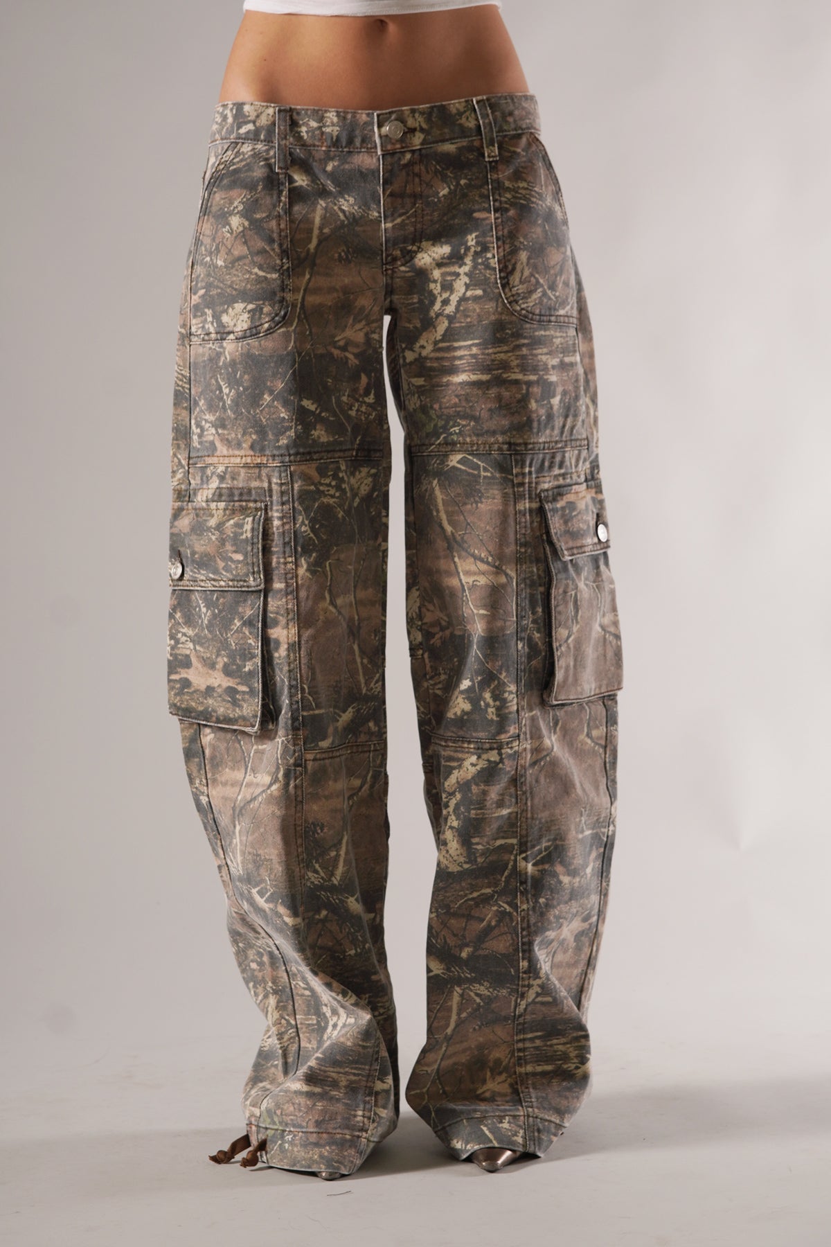 Odette – Unisex-Cargohose mit Tarnmuster