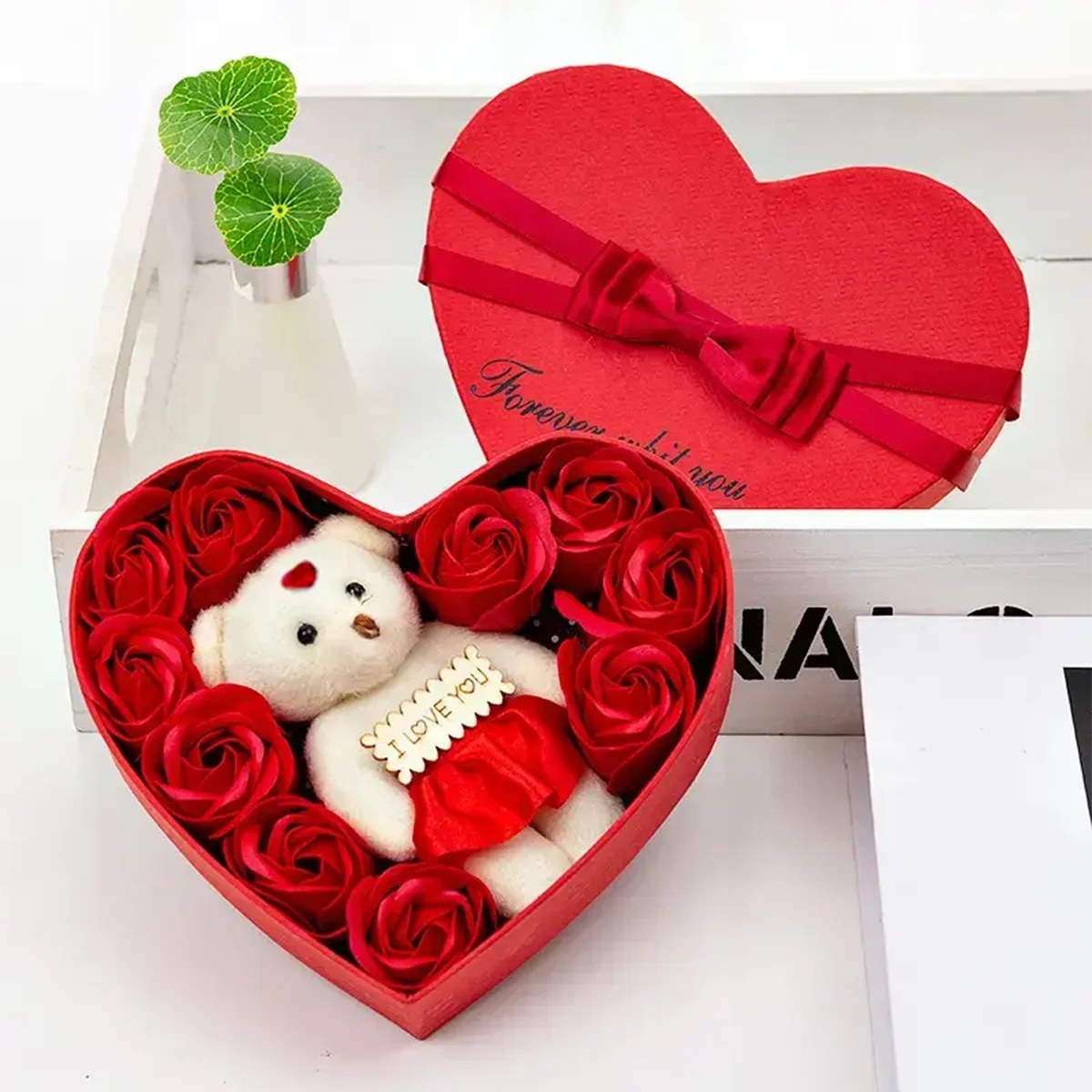 Herzform – Rosenbär Geschenkbox Valentinstag