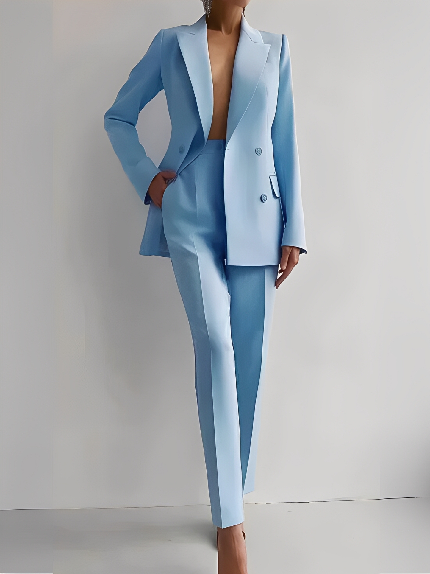 Nydia - Schickes Set für Damen mit schlankem Blazer und Hose