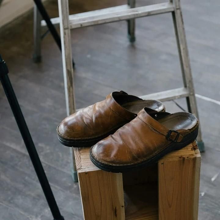 Yani – Herren-Lederhausschuhe mit orthopädischer Unterstützung