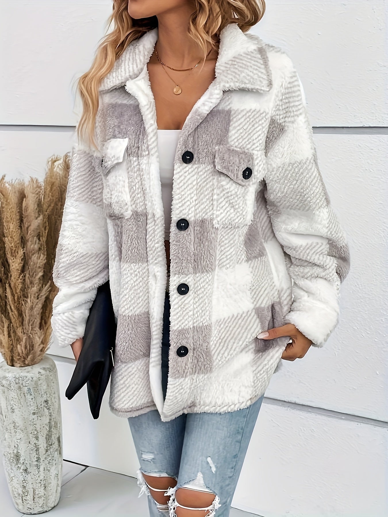 Alice – Kuschelige Karo-Jacke