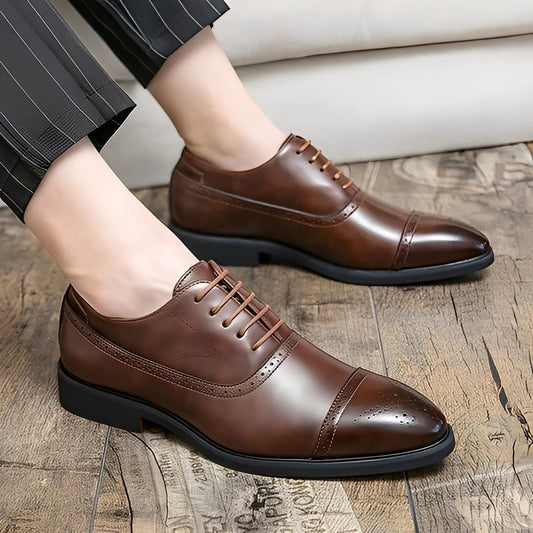 Fulton - Stilvolle formelle Lederschuhe für Herren mit Brogue-Verzierungen