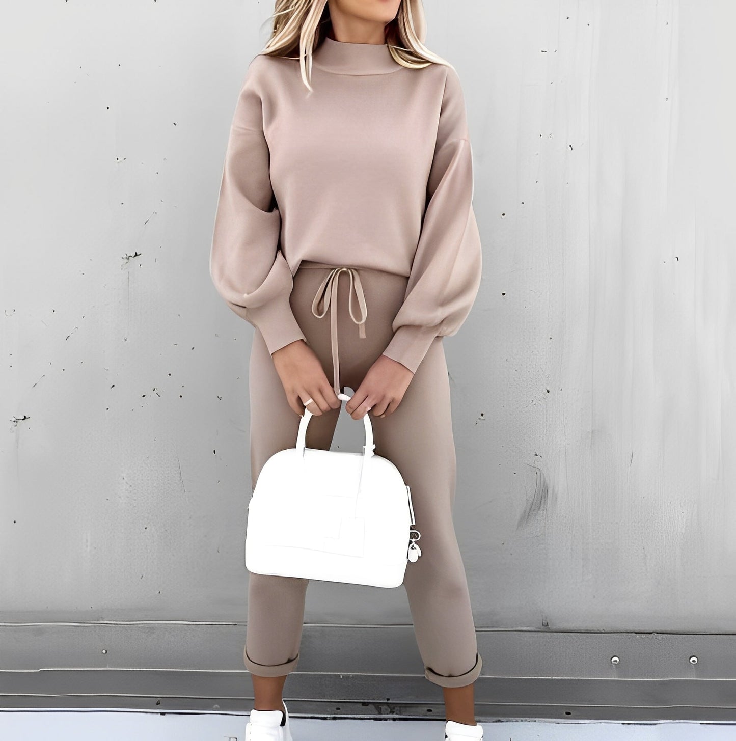 Hilda – Pullover und Hosen Kombination