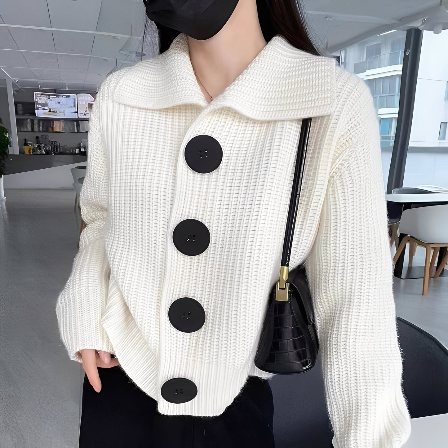 Alannah - Trendige Damenjacke mit großen Knöpfen