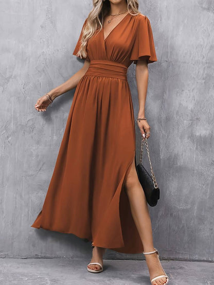 Juliette – Damenkleid mit Rüschkragen und geraffter Taille