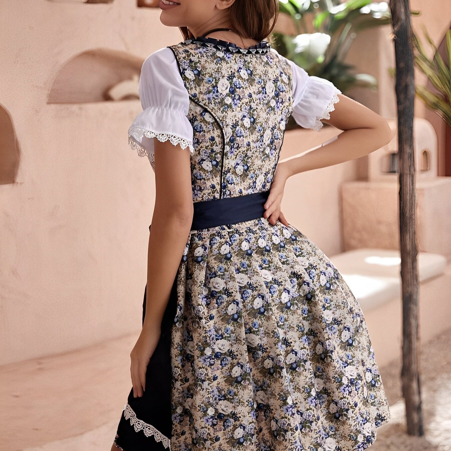 Viona - Elegantes Dirndl fürs Oktoberfest
