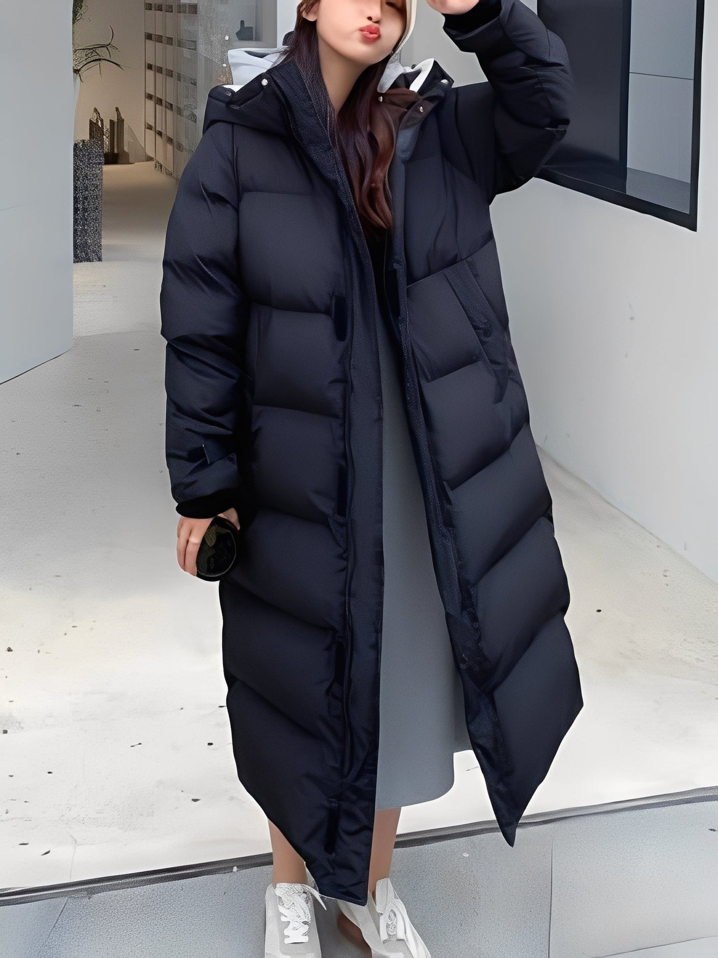 Hazel - Trendige lange Damenjacke mit Kapuze