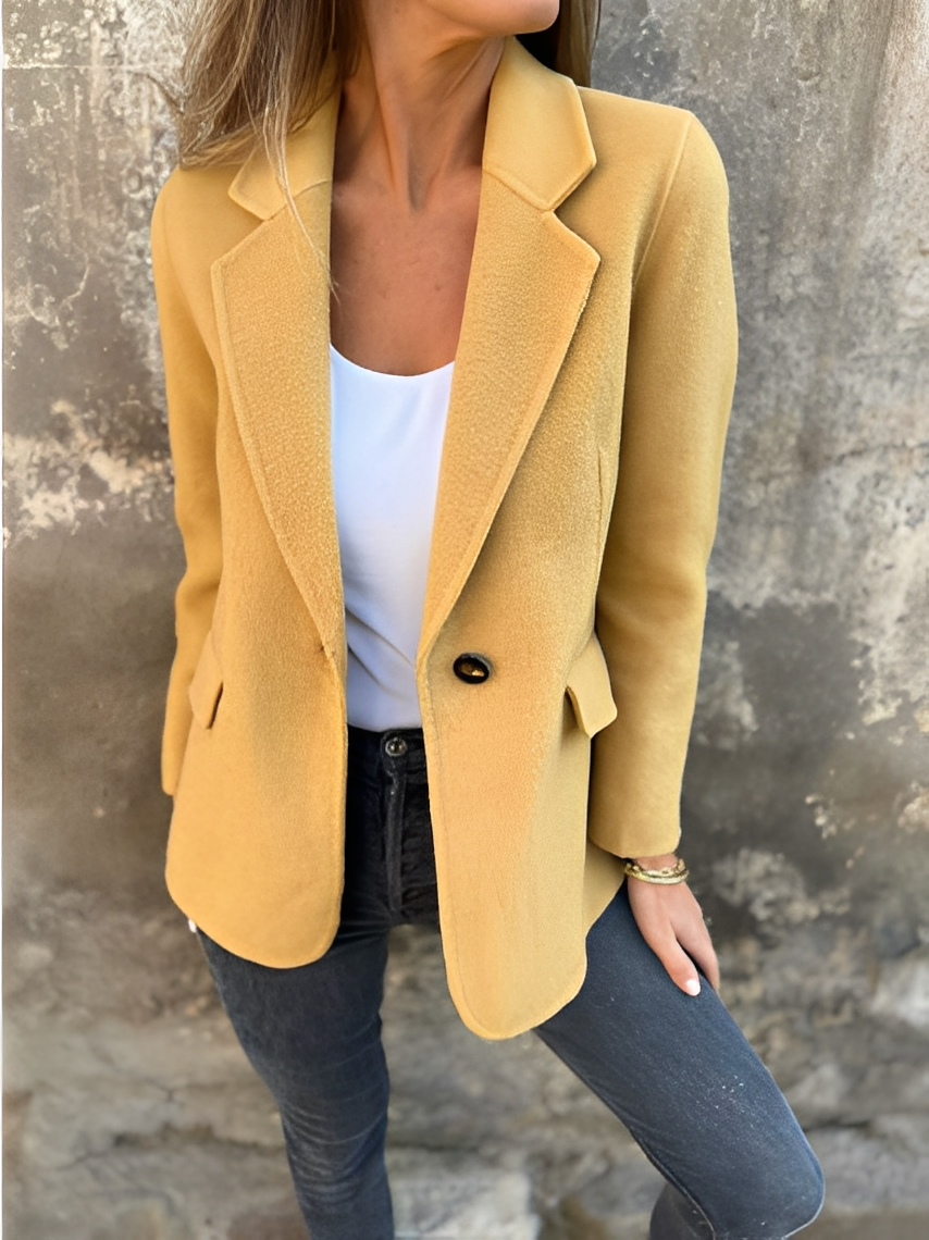 Desiree - Moderne Damenjacke aus Wolle