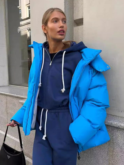 Louisa - Kurze Jacke mit Kapuze und Innenfutter