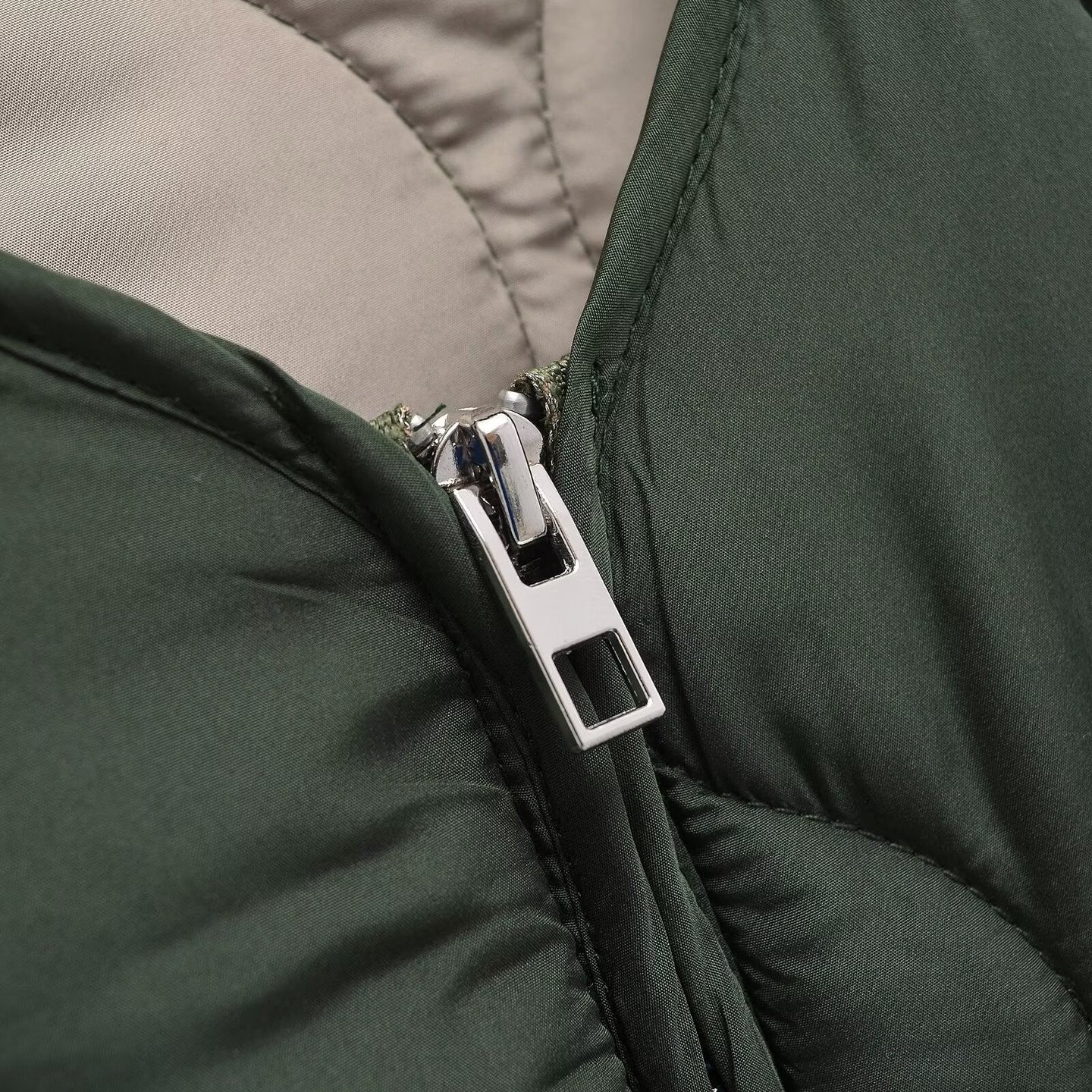 Thelma - Gemütlicher Damenmantel mit Karomuster