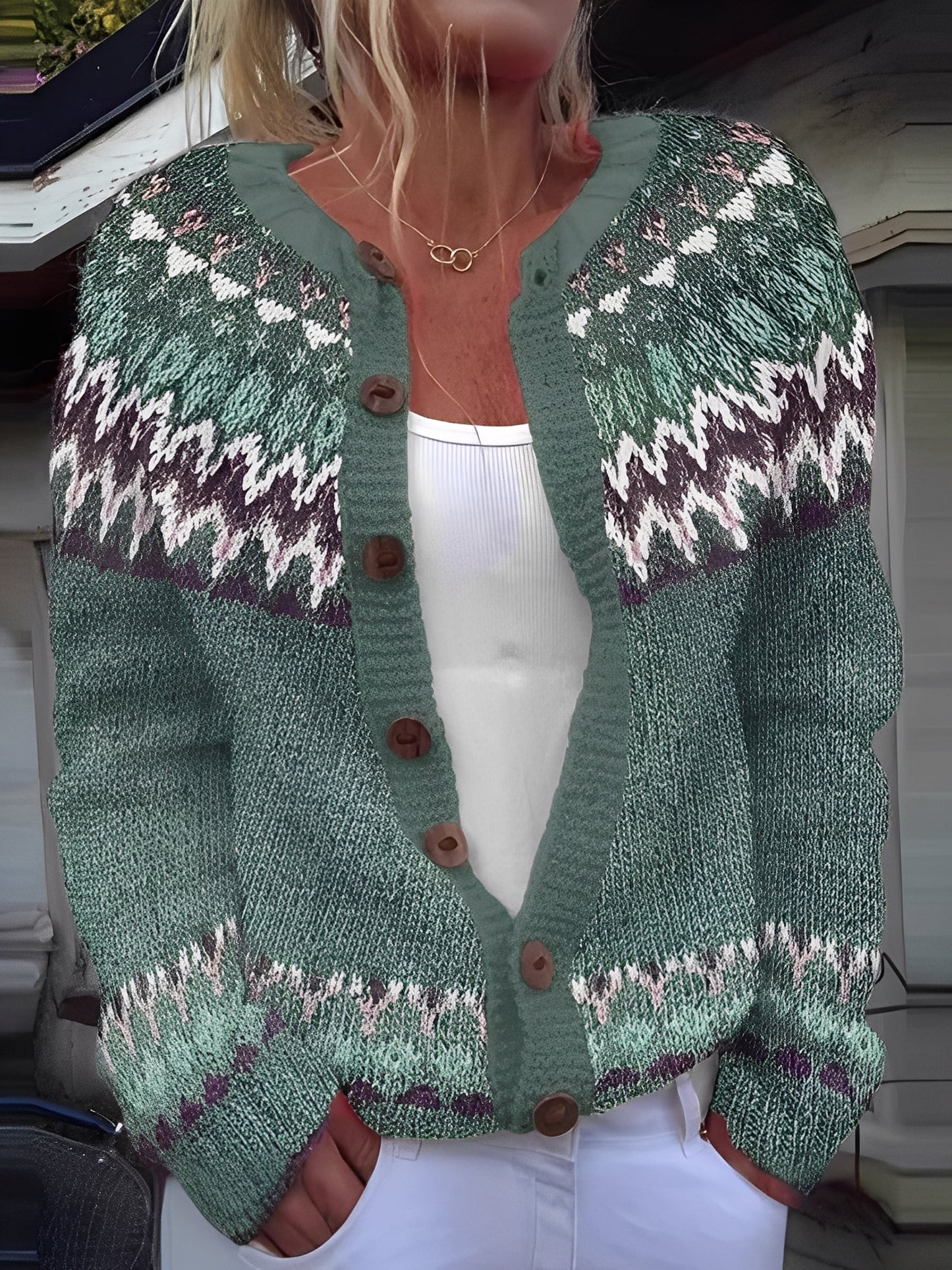 Therese - Elegante Damenstrickjacke mit Knöpfen