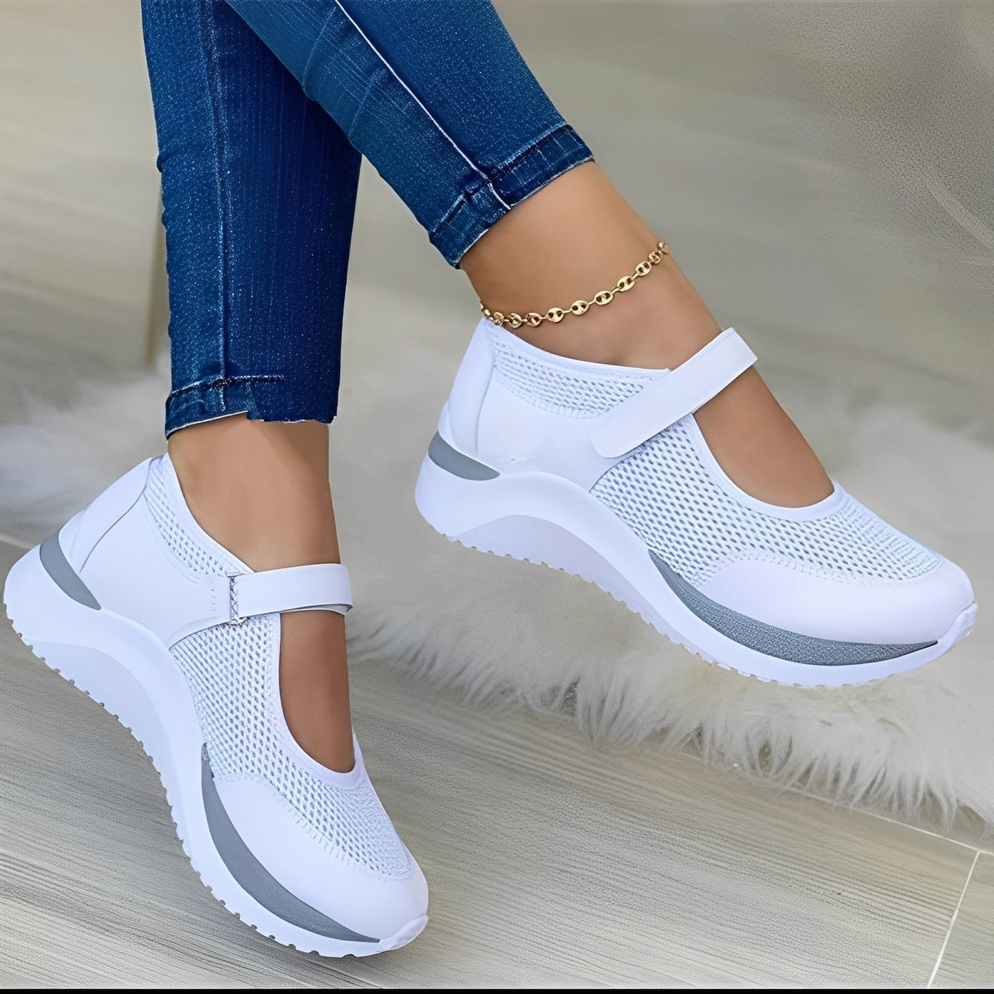 Nichola - Modische Damensandalen mit Netzriemen