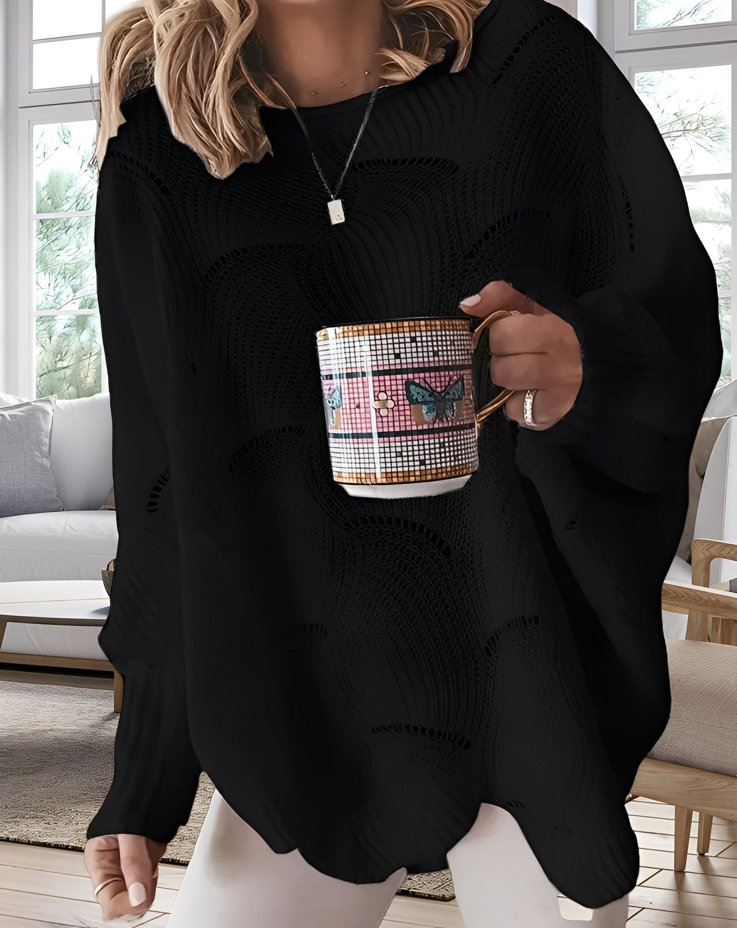 Kassandra - Eleganter Damenpullover mit Ausschnitt