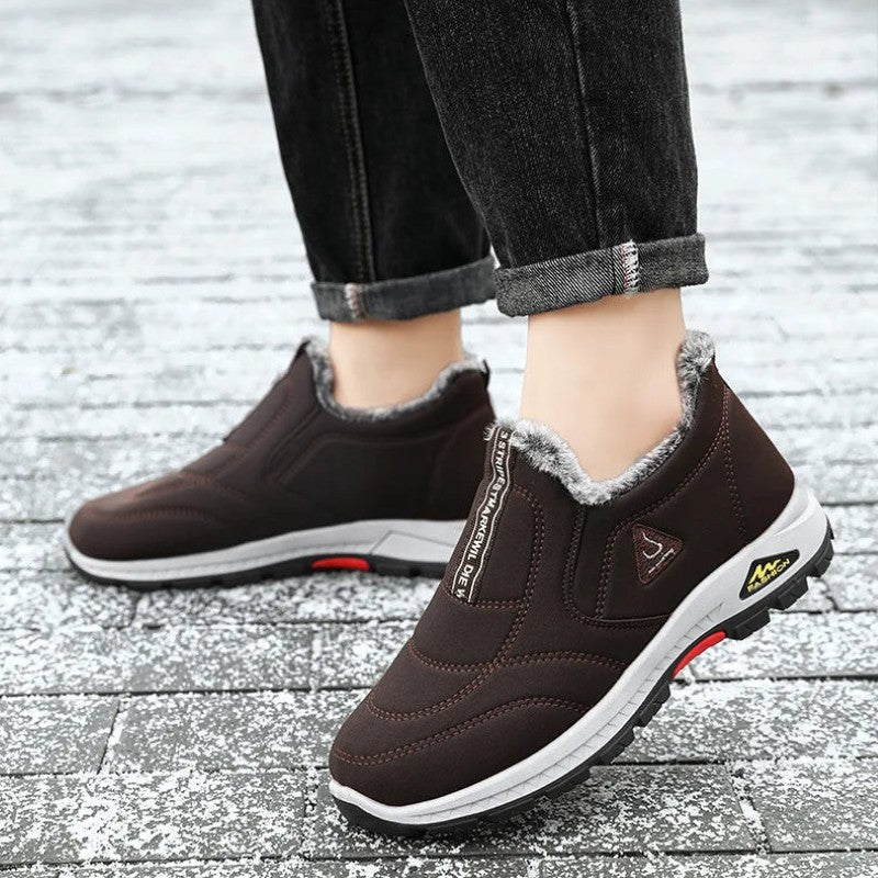 GripTrail – Damen-Sneaker mit rutschfesten Fleece-Sohlen