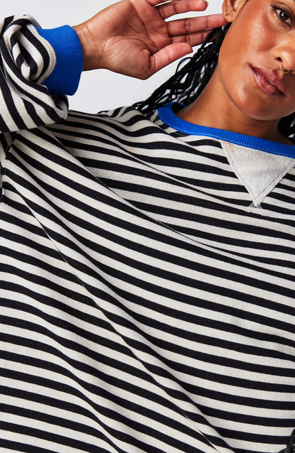 Monika – Damenpullover mit Streifen