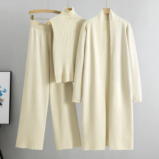 Zara – Bequemes dreiteiliges Winterset für Damen