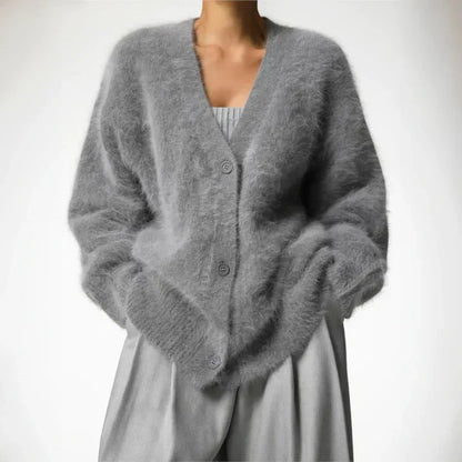Isabelle – Flauschiger & Eleganter Cardigan