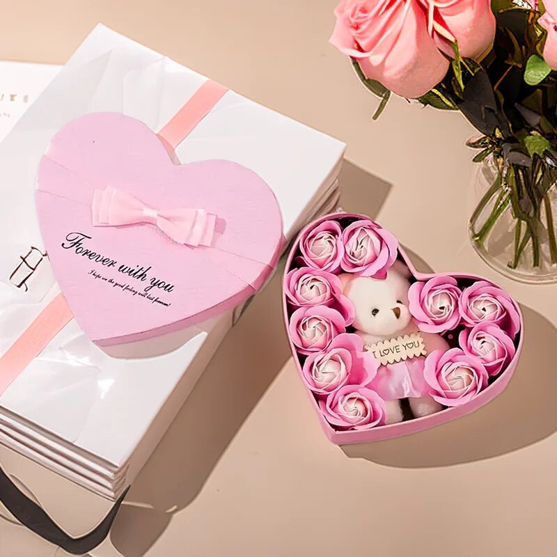 Herzform – Rosenbär Geschenkbox Valentinstag