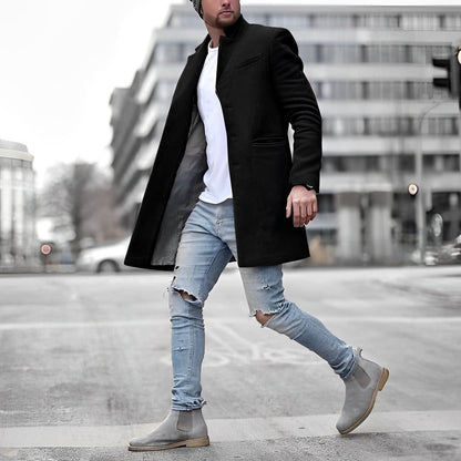 Hardy – Langer Mantel im modernen Design