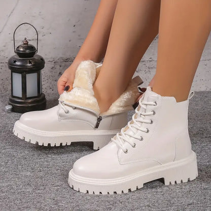 Keelin – Plateaustiefel mit Flausch