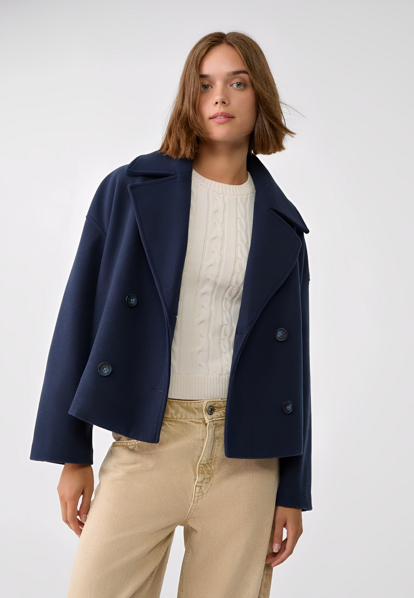 Claire – Kurze Elegante Zweireihige Jacke