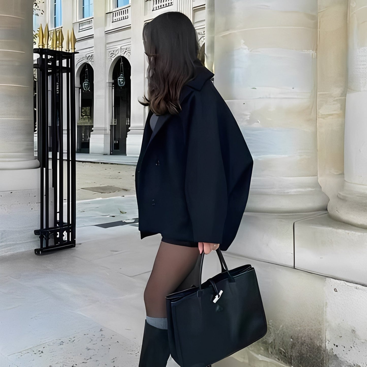 Rosalee - Eleganter kurzer Damen-Wollmantel