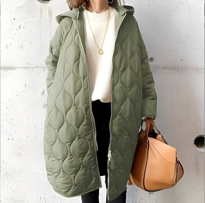 Priscilla – Bequemer Parka mit Kapuze und Design