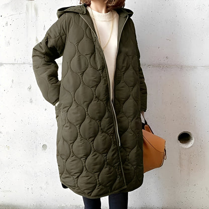 Priscilla – Bequemer Parka mit Kapuze und Design