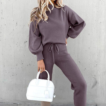 Hilda – Pullover und Hosen Kombination