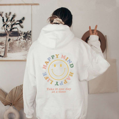 Ein Tag – Modischer Kapuzenpulli aus Baumwolle mit Statement